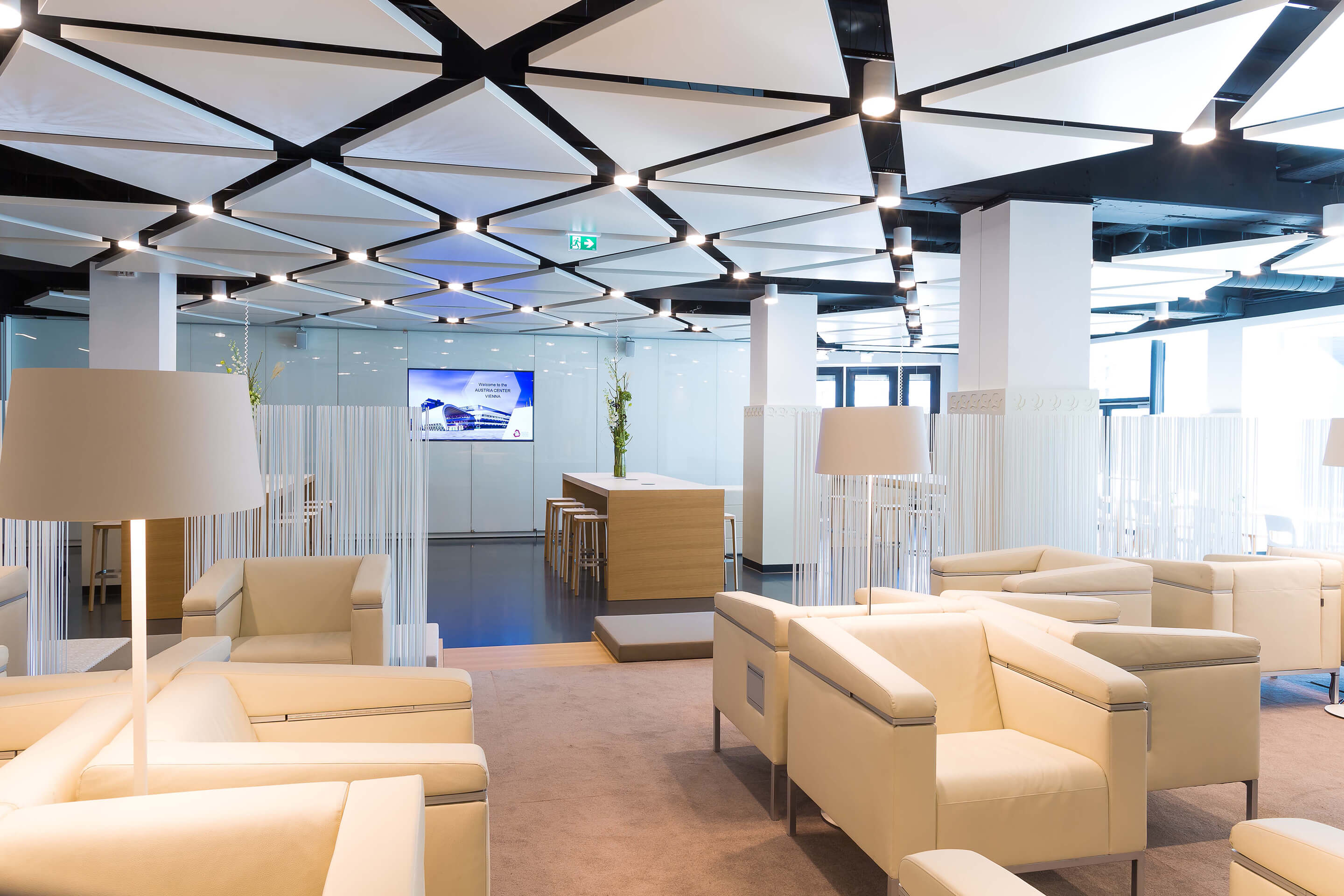 Photo: Main building, Business Lounge