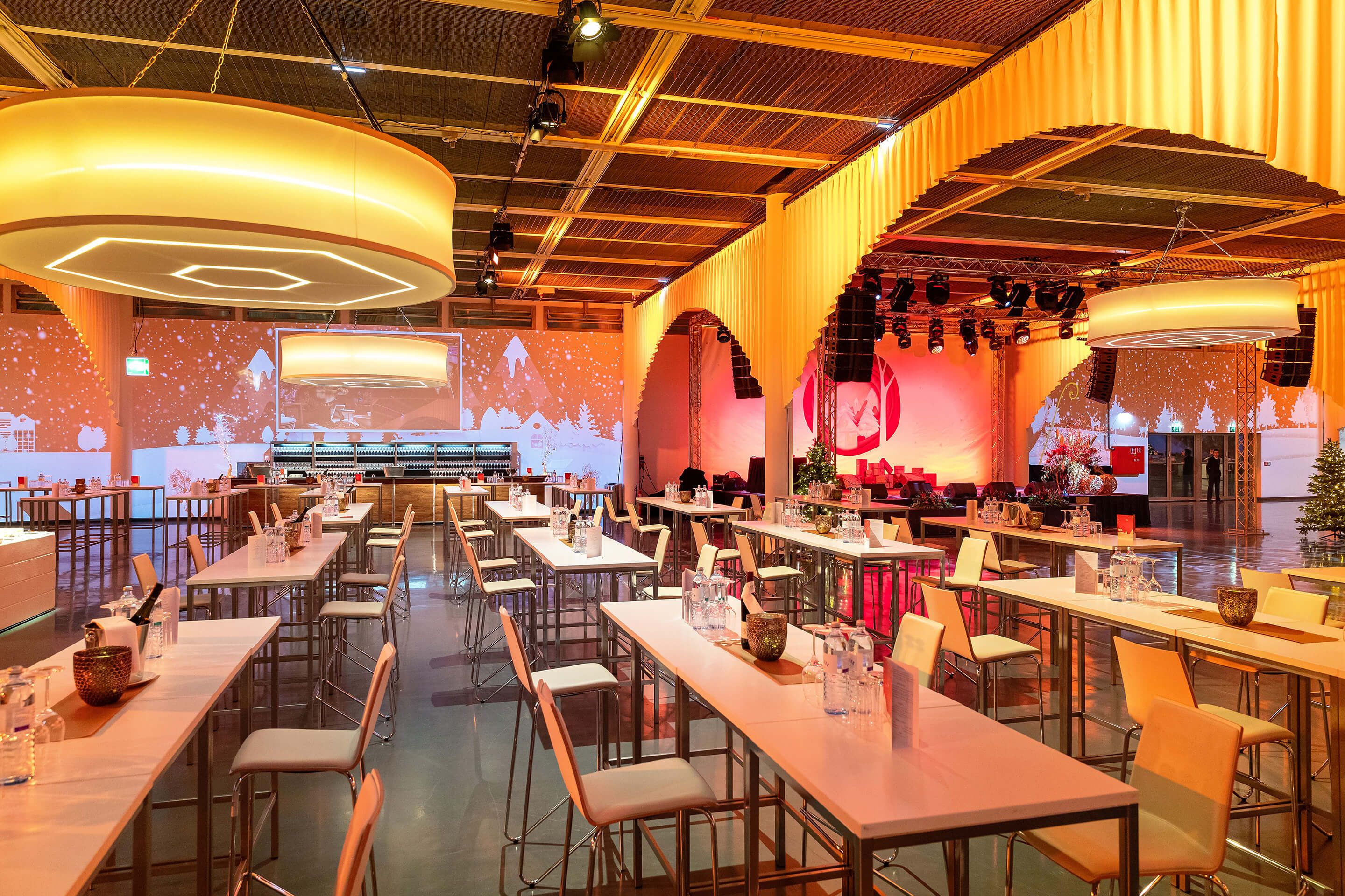Photo: Event concepts Christmas party setting