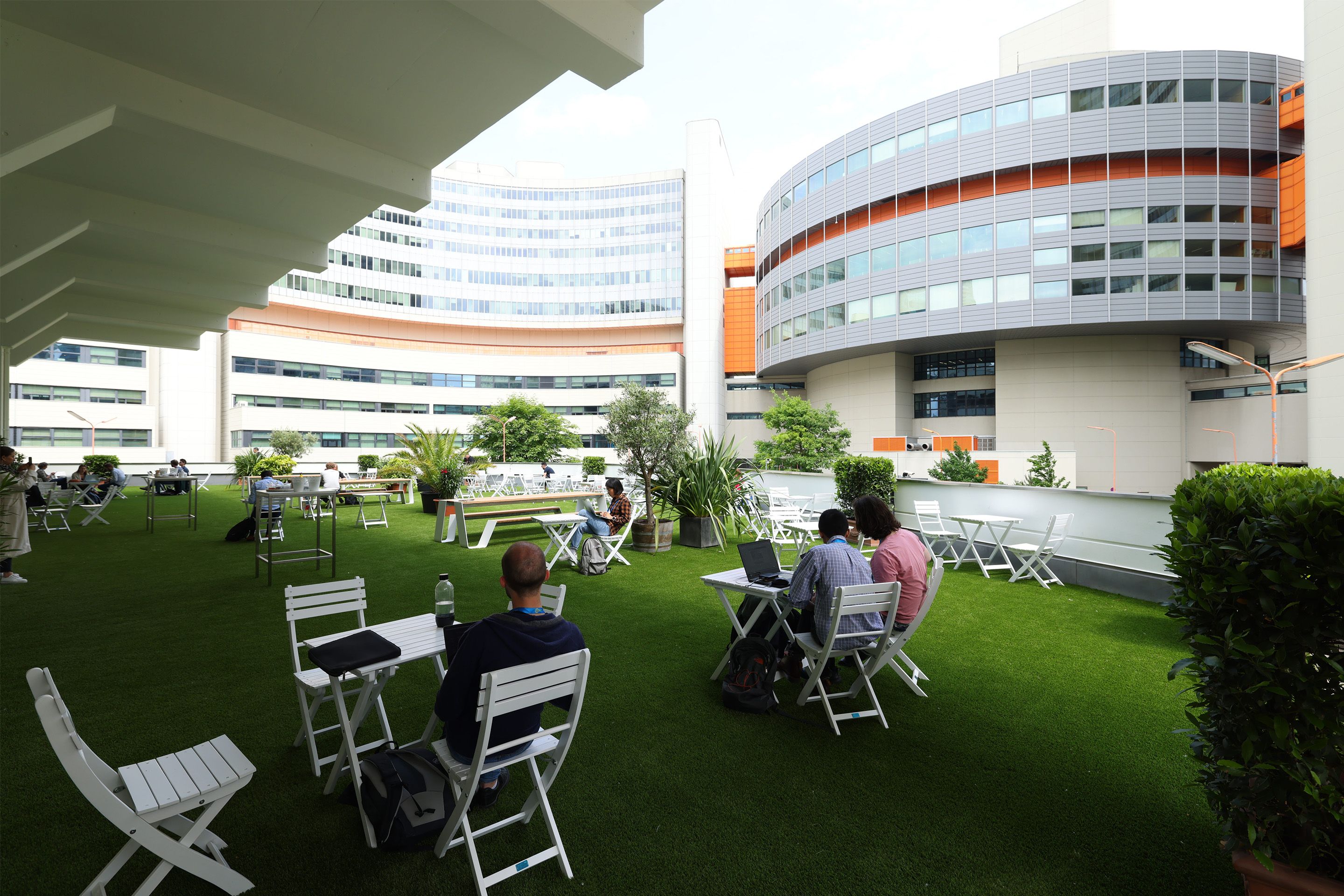 Foto: Terrassensetting im Austria Center Vienna