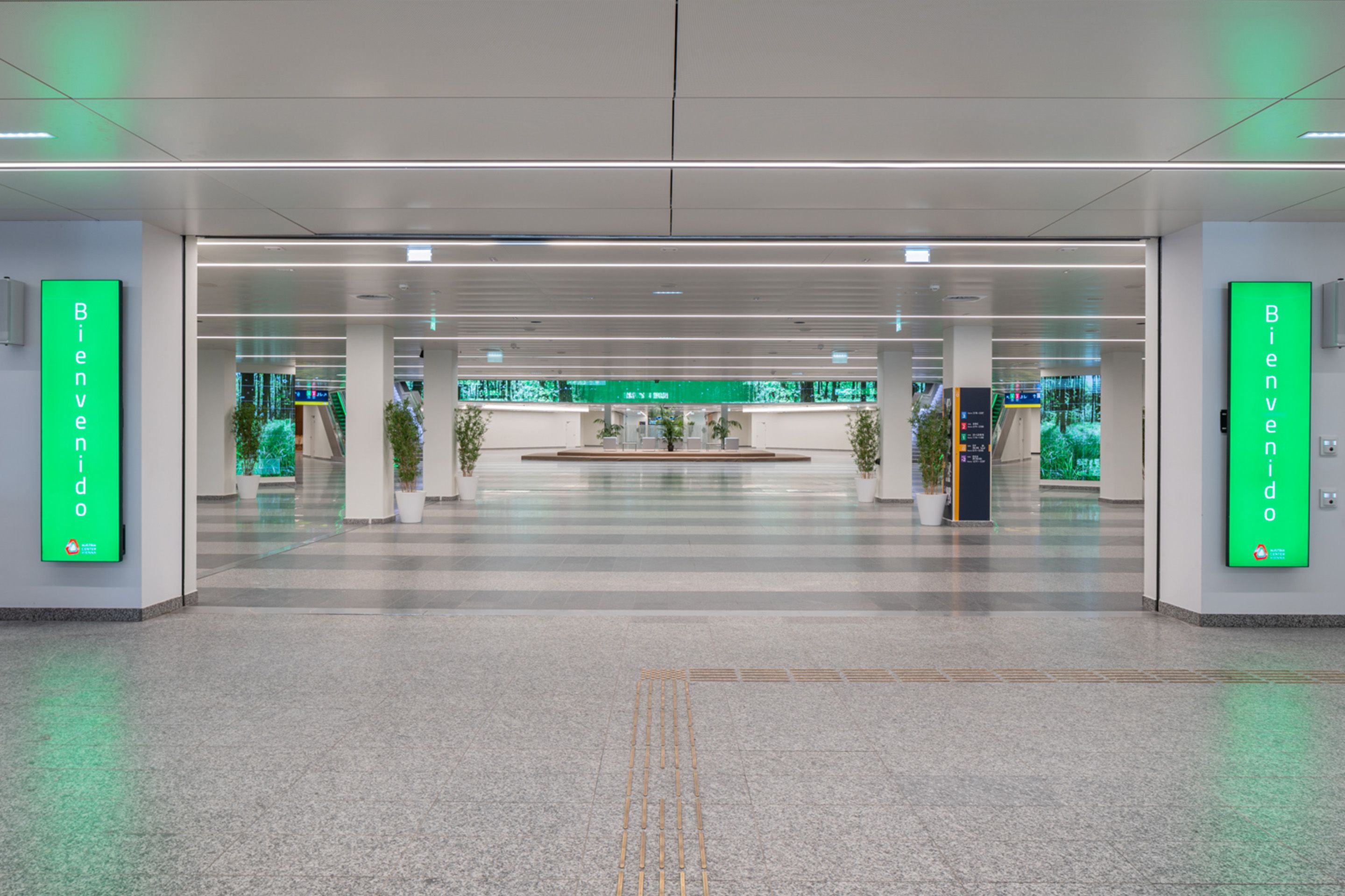 Foto: Eingangsbereich Austria Center Vienna