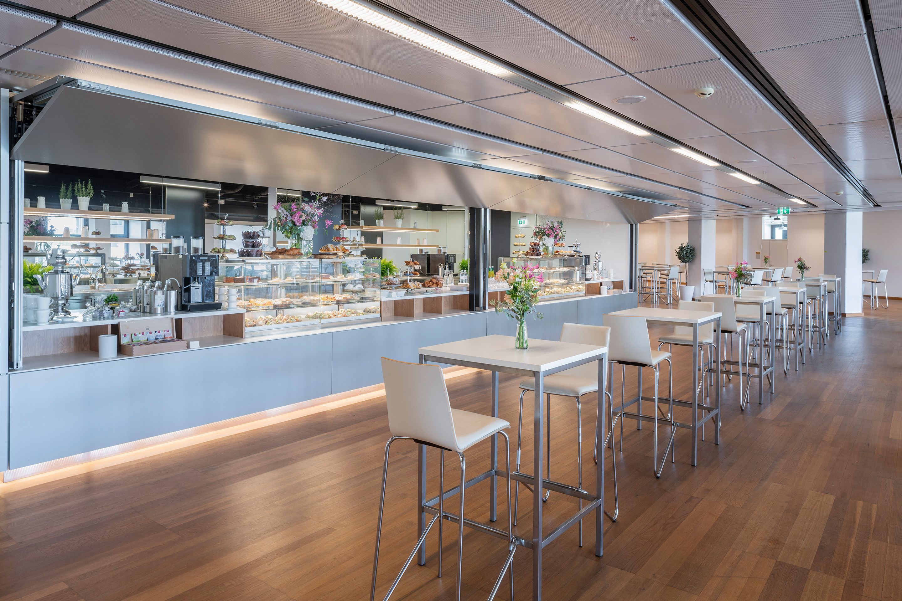 Foto: Foyer E Catering-Bereich 2022