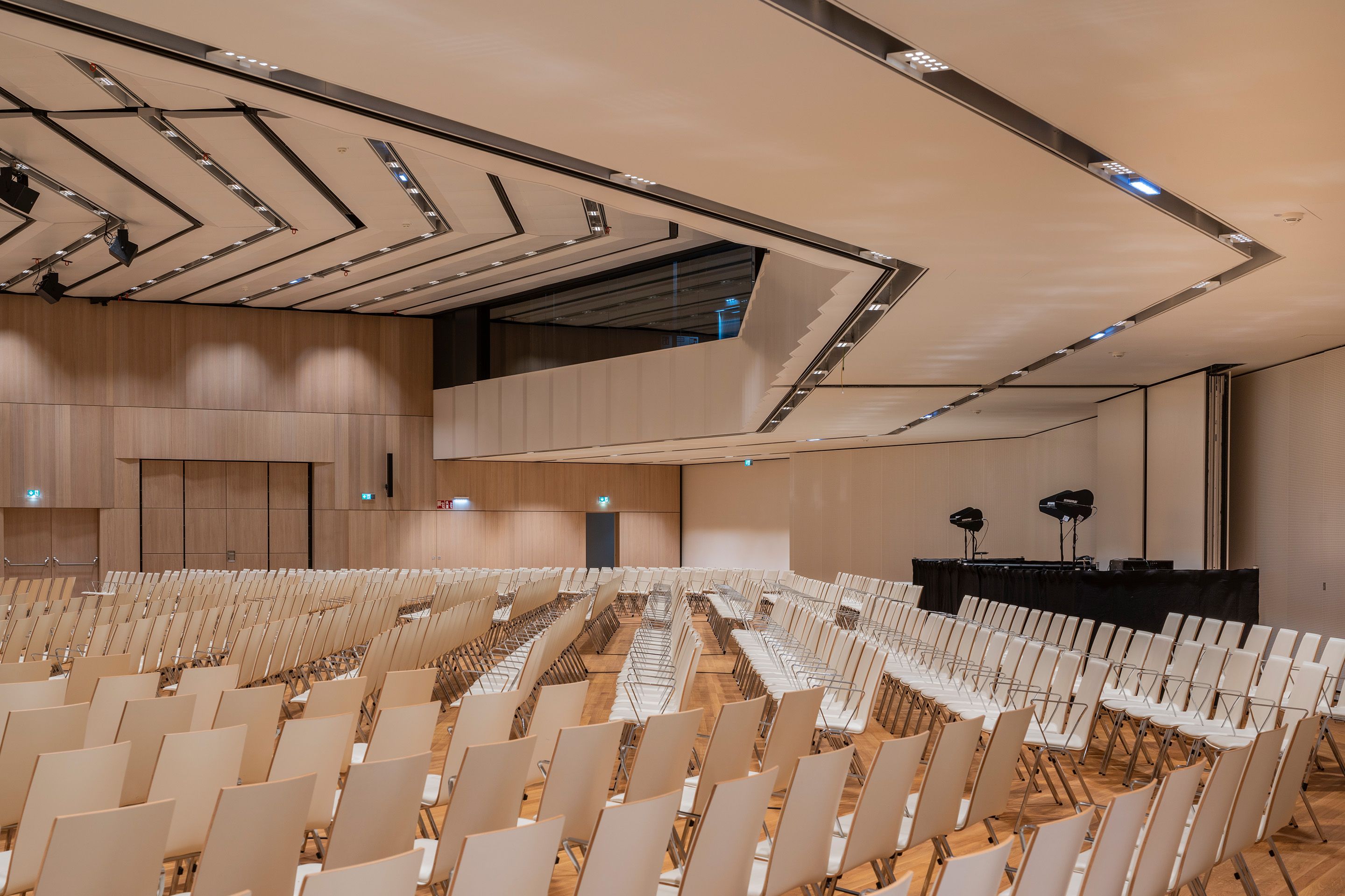 Foto: Saal F 2022 Austria Center Vienna