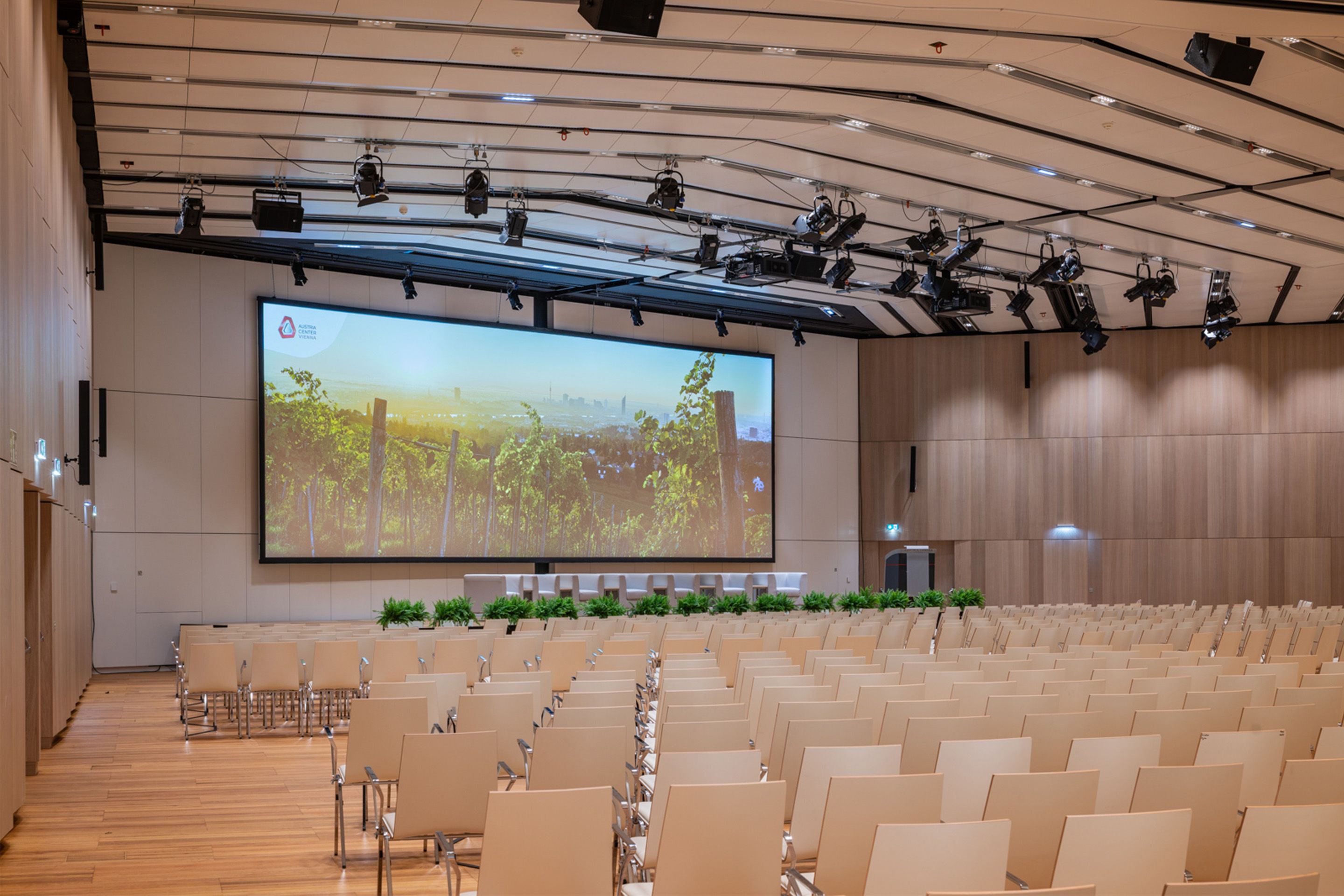 Foto: Saal F 2022 Austria Center Vienna