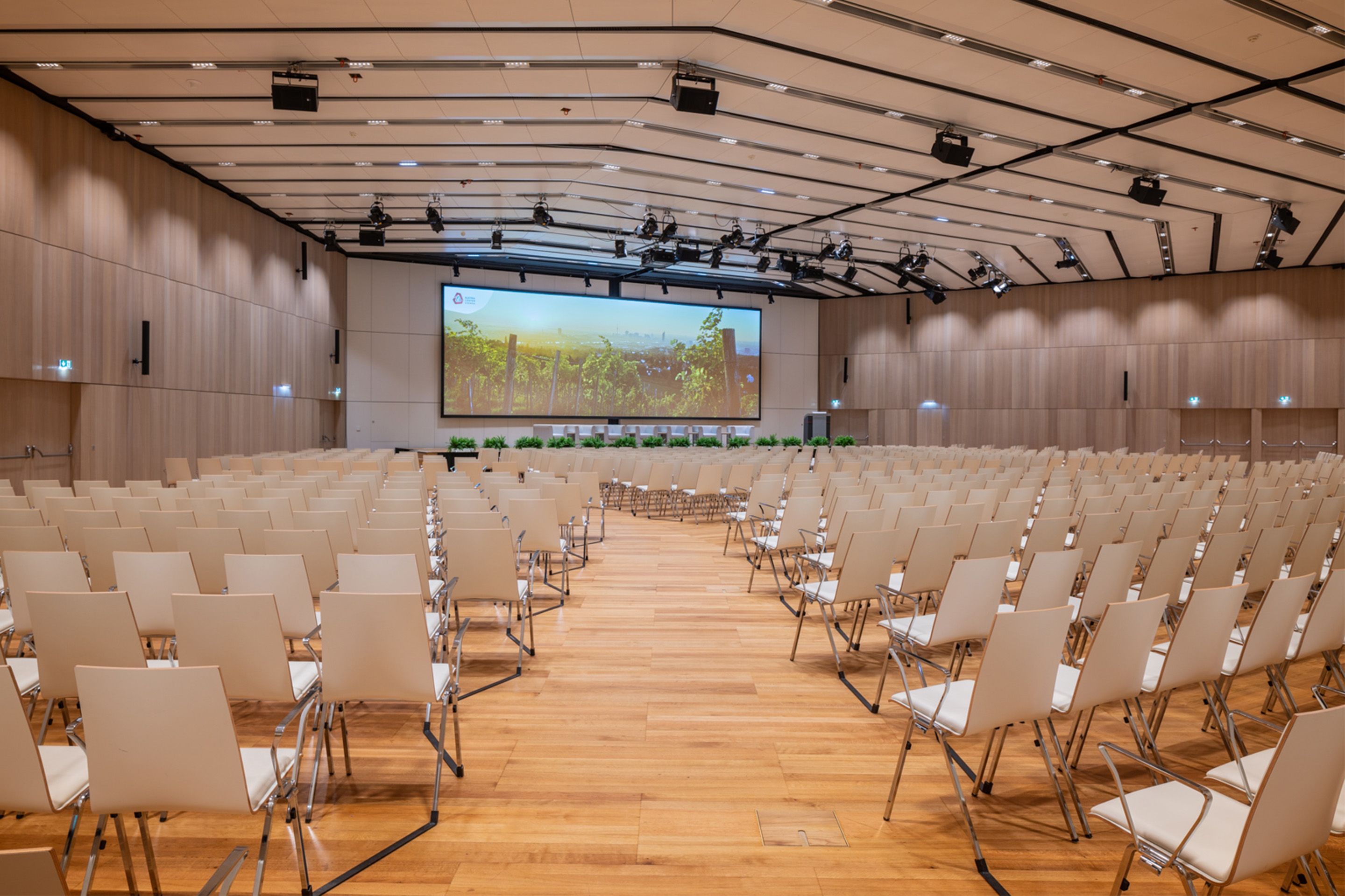 Foto: Saal F 2022 Austria Center Vienna