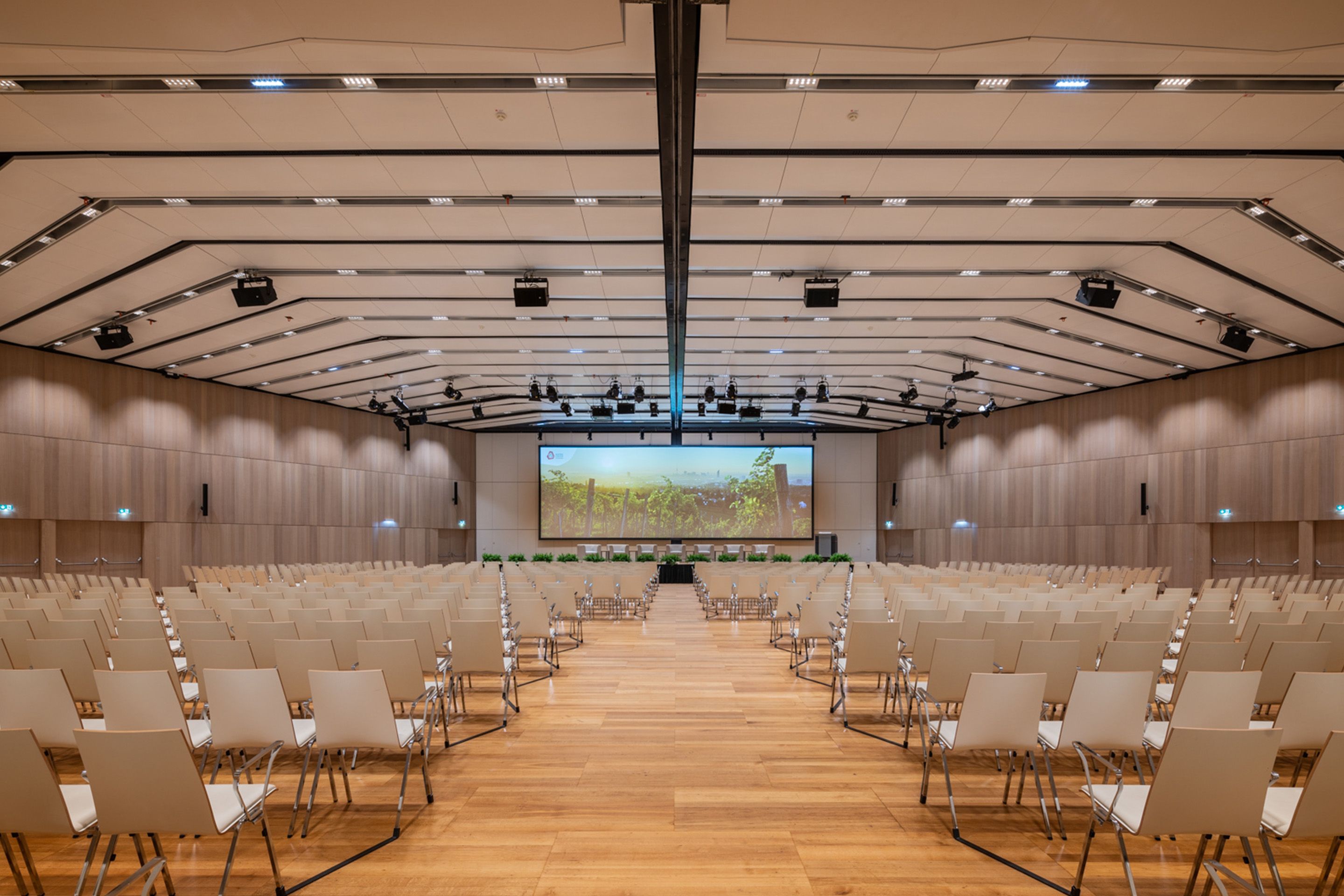 Foto: Saal F 2022 Austria Center Vienna