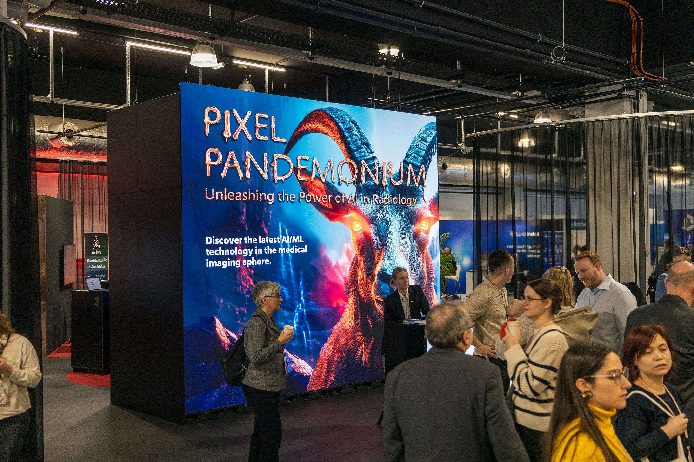 Modulare LED in der Halle X1 im Austria Center Vienna während des ECR 2025